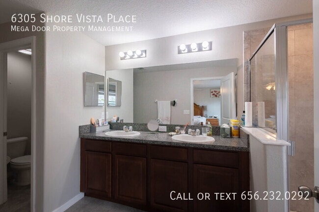 Building Photo - 6305 Shore Vista Pl