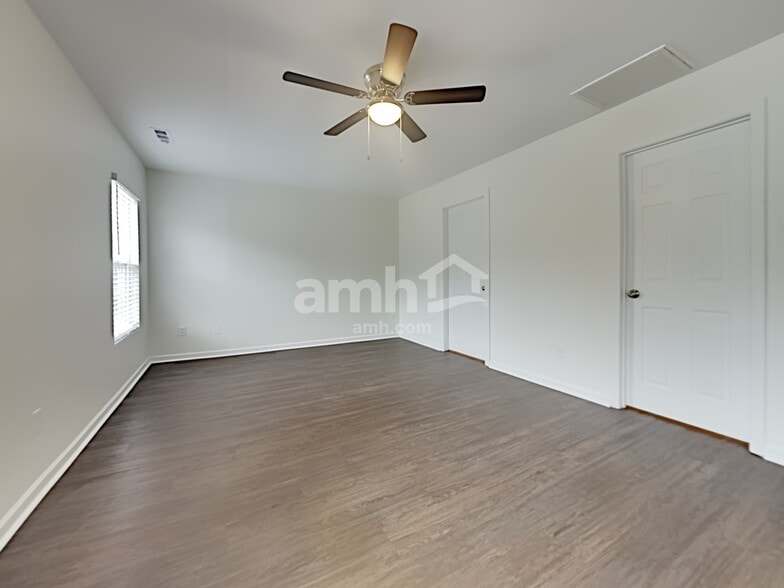 Building Photo - 709 Averasboro Dr