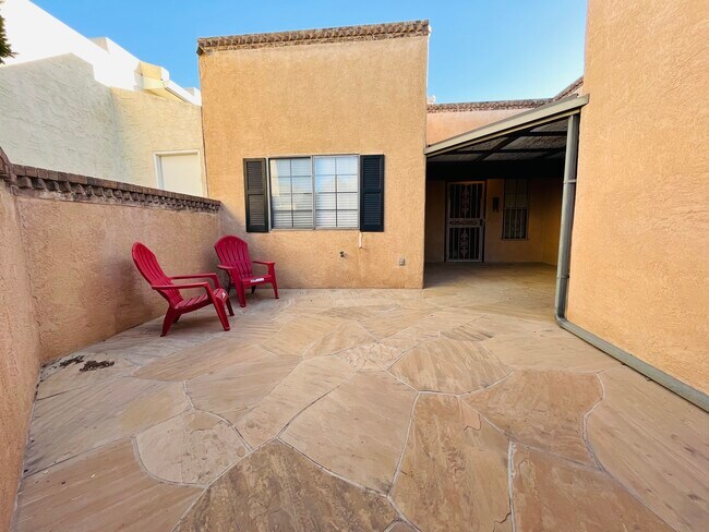 Courtyard - 9810 Osuna Rd NE