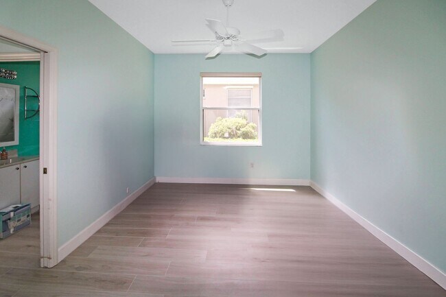 Building Photo - Osprey Home for Rent near Pineview