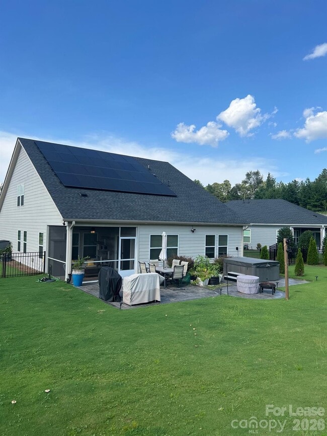 Building Photo - 8921 Pennegrove Cir