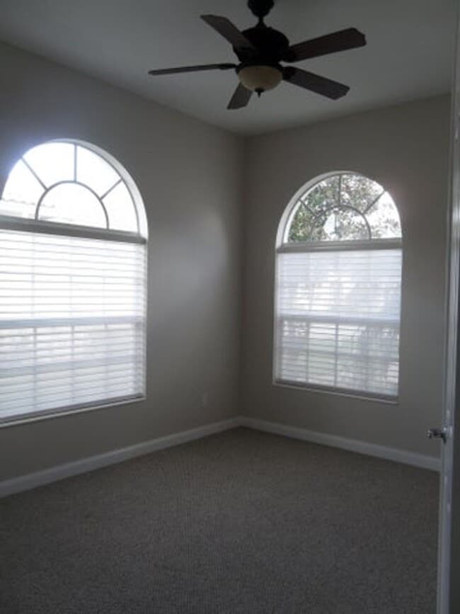 Building Photo - 8158 Rosalie Ln