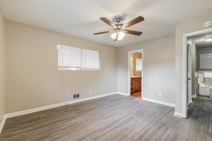Building Photo - 8392 San Jose Trail