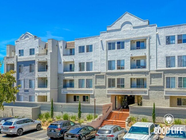 Building Photo - 3440 Lebon Dr