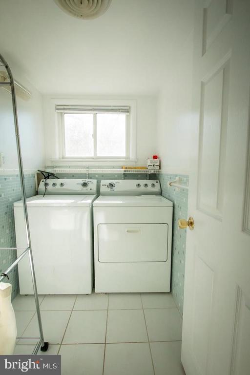 Building Photo - 40508 Waterview Dr