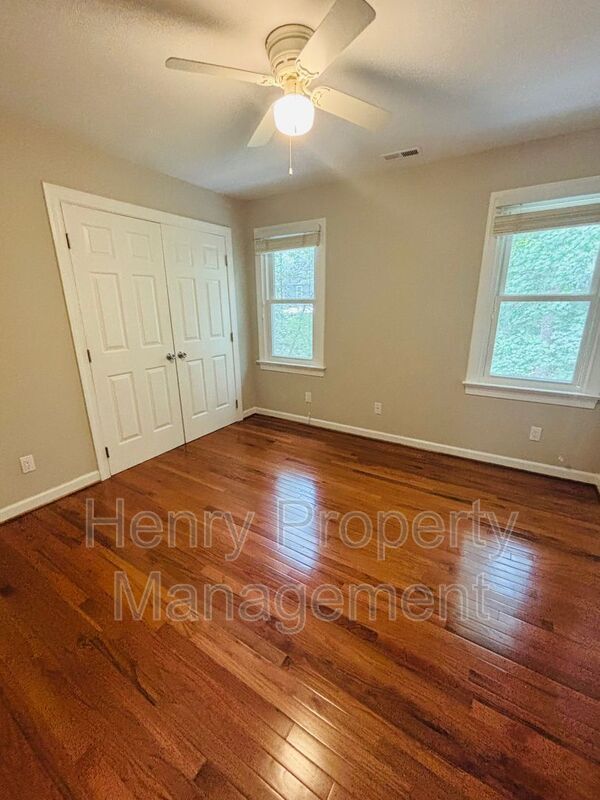Building Photo - 203 Langston Mill Ct
