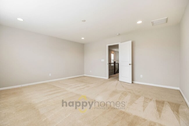 Building Photo - 3 Bedroom 2.5 Bath Home in Cane Bay Plantation of Summerville!