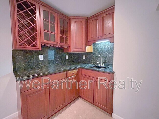 Building Photo - 280 Graystone Way