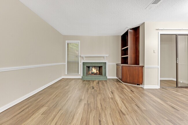 Building Photo - 1838 Quail Park Cir