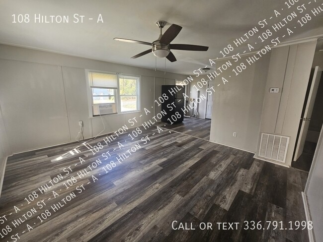 Building Photo - 108 Hilton St