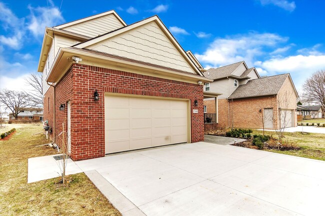 Building Photo - 37440 Curwood Dr