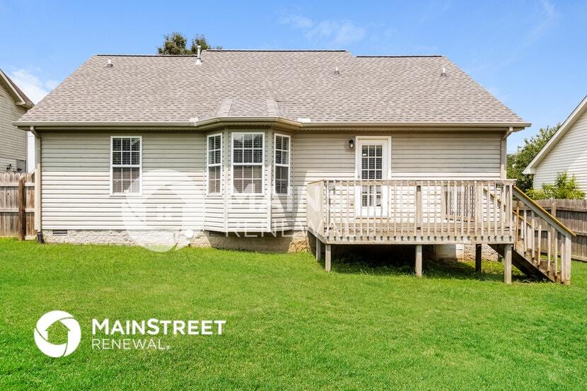 Building Photo - 728 Stone Hedge Dr