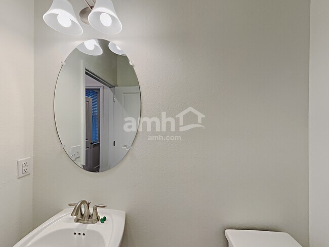 Building Photo - 1001 Walden Pond Dr