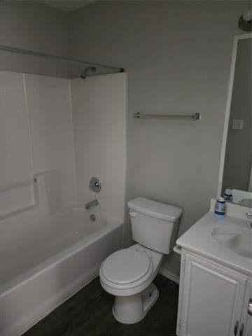 Building Photo - 3608 Garden Springs Dr