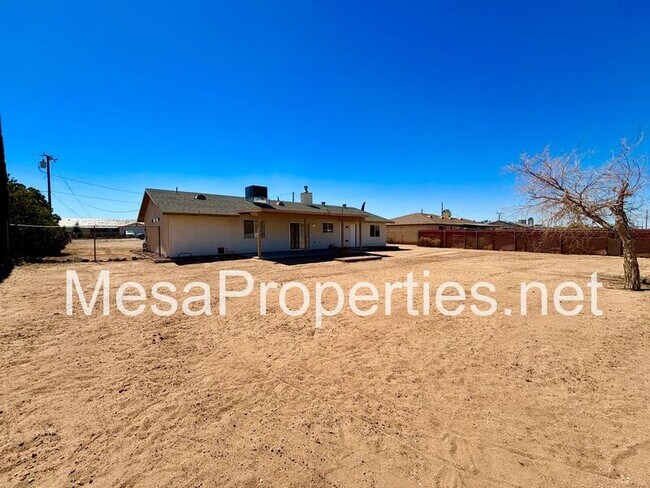 Building Photo - 11155 Mohawk Rd