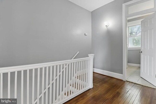 Building Photo - 809 Jefferson St NW