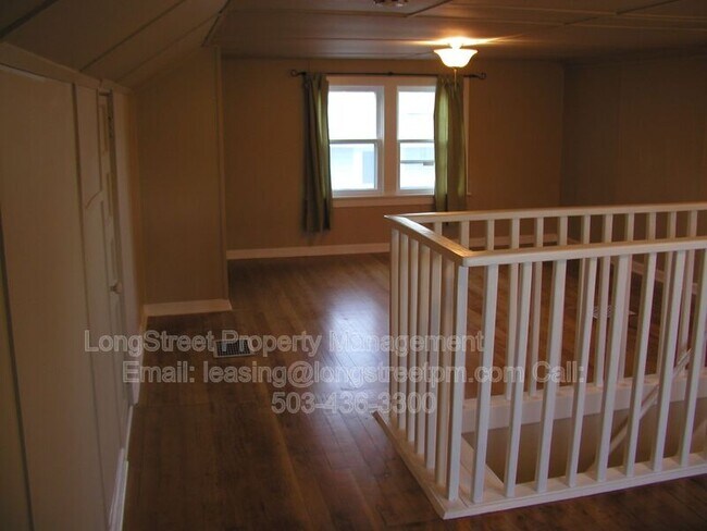 Building Photo - 6325 N Maryland Ave