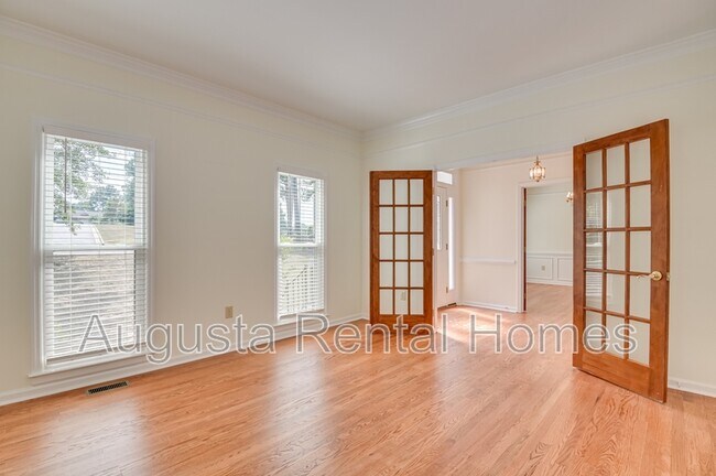 Building Photo - 4401 Pierwood Way