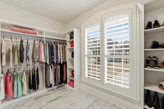 Building Photo - 5360 Spirit Rock Pl