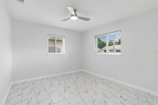 Building Photo - 8120 Brown Pelican Ave