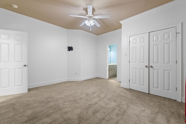 Building Photo - Solar Provided on Great Maumelle home