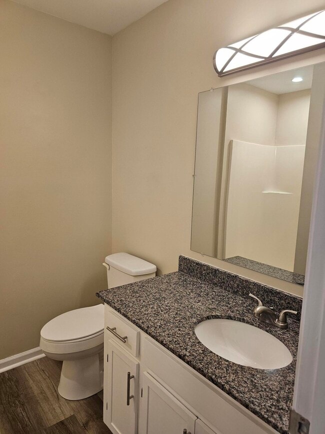 Building Photo - 5080 Seymour Rd