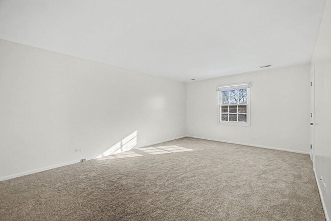 Building Photo - 1315 Jane Ave