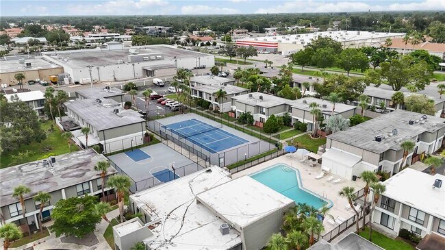 Building Photo - 4001 S Beneva Rd