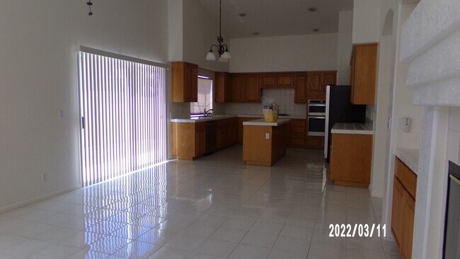 Building Photo - 252 Paseo Del Lago Cir