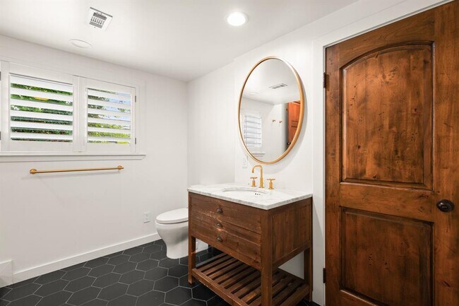 Building Photo - 2505 Tydings Cove
