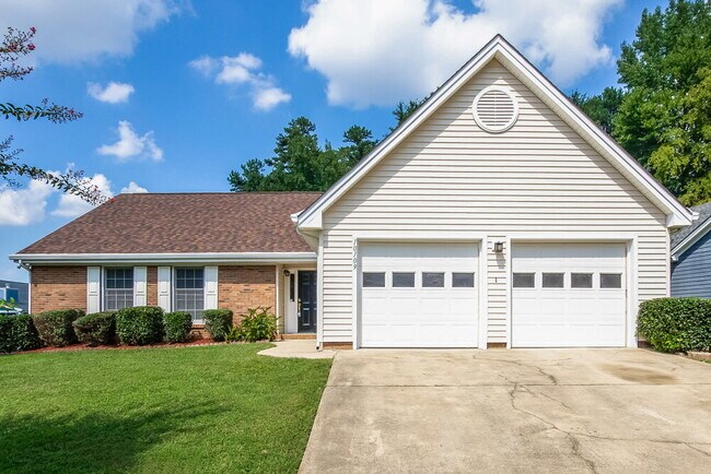 Building Photo - 10109 Fairlea Dr