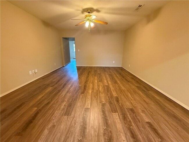 Building Photo - 4106 SW Shadowrock Pl