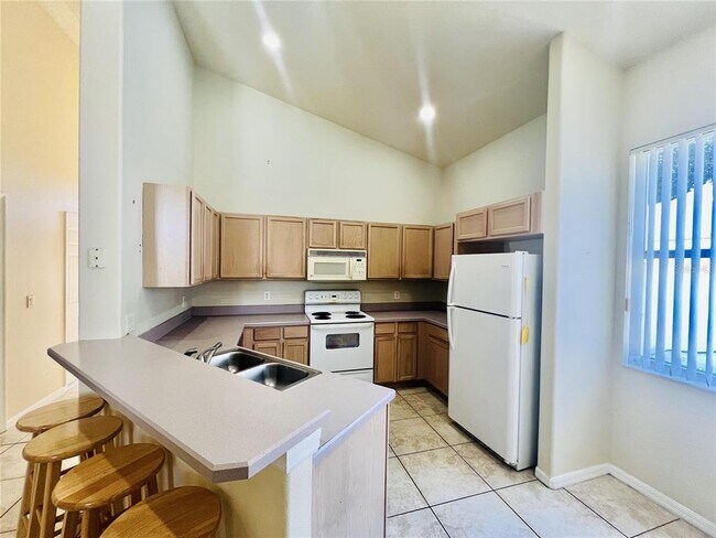 Building Photo - 2565 Bear Creek Ct