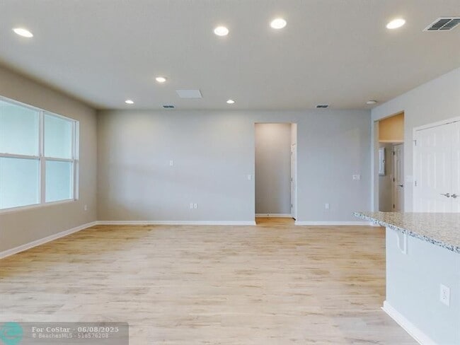 Building Photo - 1724 Middlebury Drive