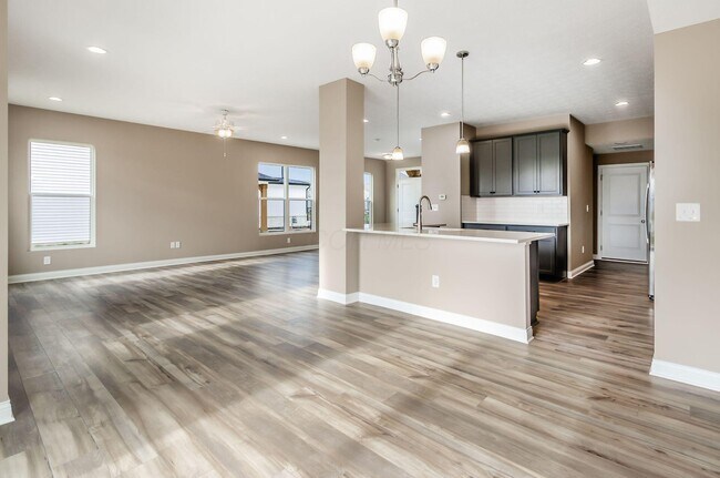 Building Photo - 5494 Dutch Ln