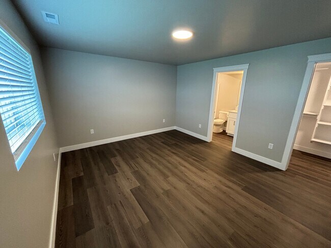 Building Photo - 4396 W 300 N