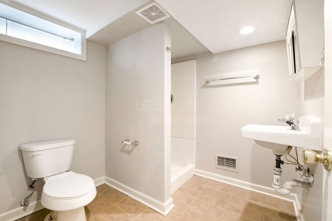 Building Photo - 4341 Charlotte Ann Dr