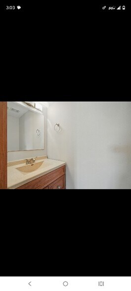 Building Photo - 6138 Terrace Dr