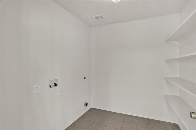 Building Photo - 105 Sandlewood Dr