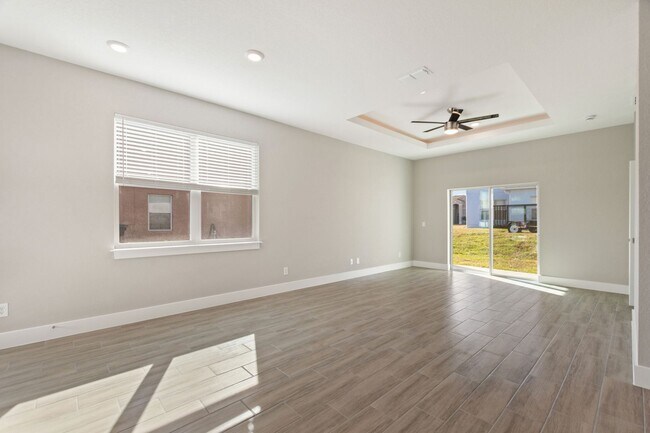 Building Photo - Deposit-Free! Modern, energy efficient hom...