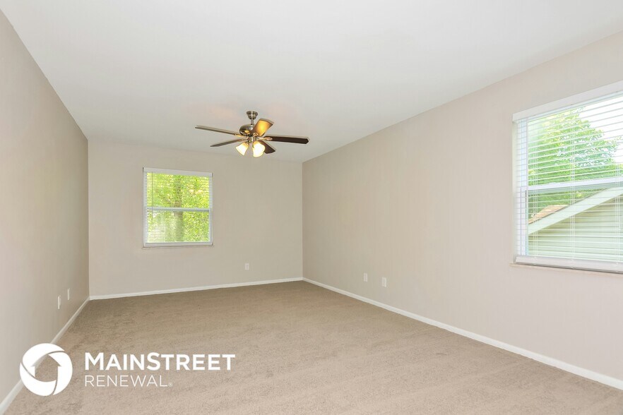 Building Photo - 12720 Coachlight Square Dr