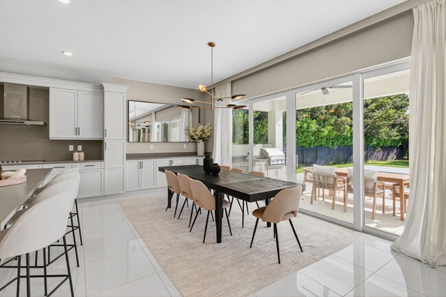 Building Photo - 19886 Meadowside Ln