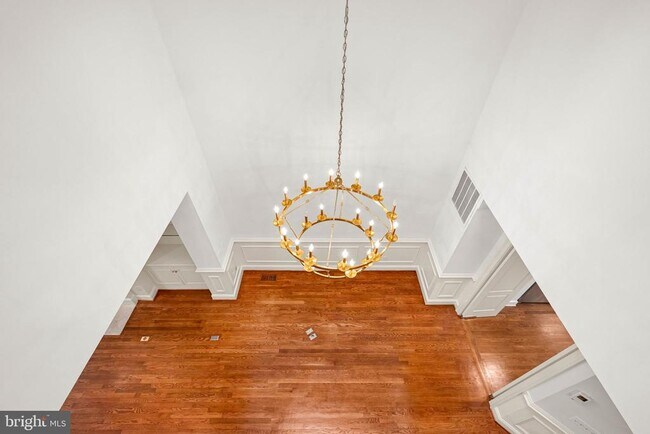 Building Photo - 4049 Mansion Dr NW