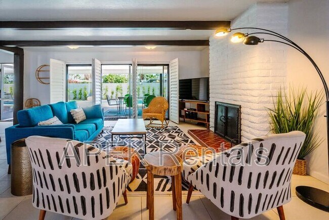 Building Photo - 1970 S Joshua Tree Pl