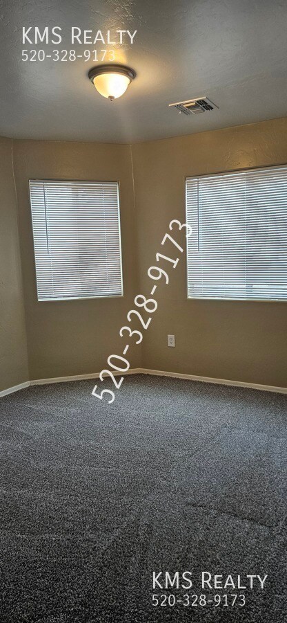 Building Photo - 7178 S Oakbank Dr