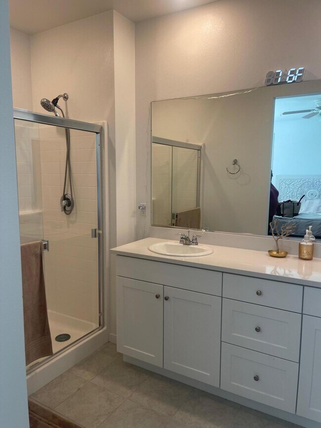 Building Photo - 62781 Kitetail Dr