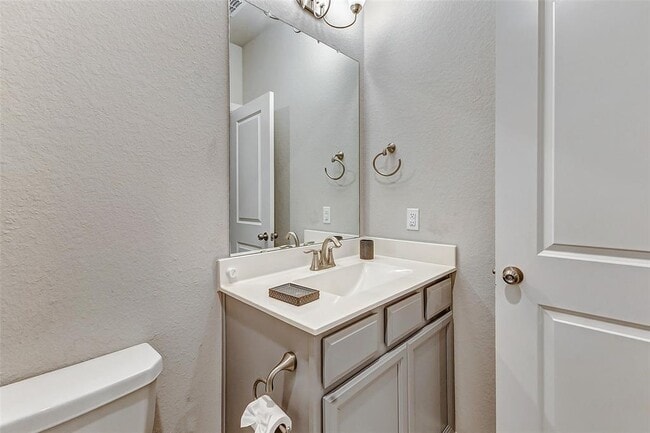 Building Photo - 5110 Morrison Dr
