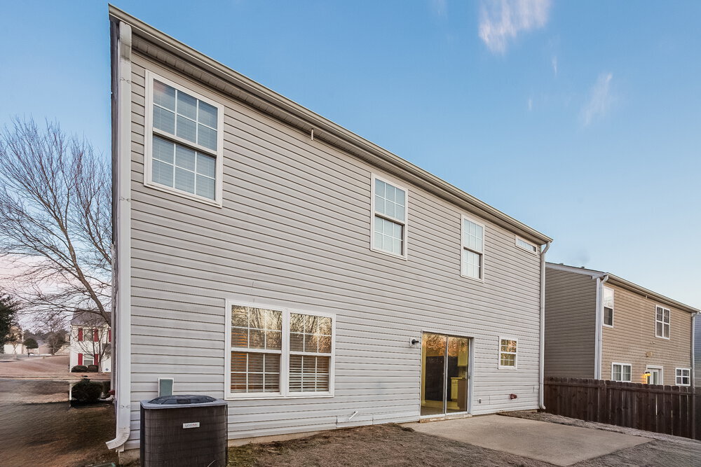 Building Photo - 10520 Pickerel Ln