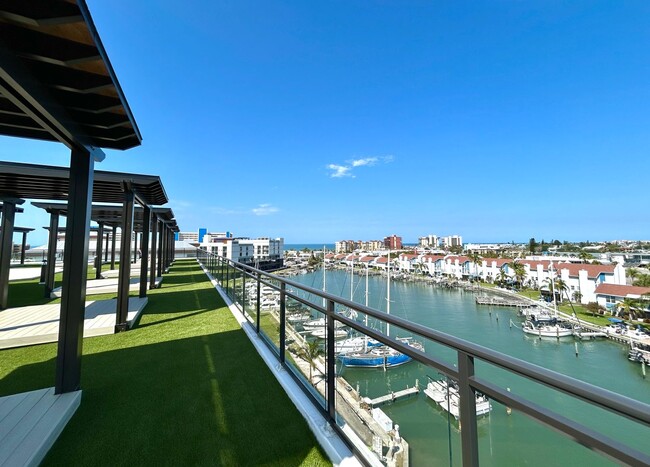 Building Photo - Newly Built Waterfront 3 bed 3 Bath - Walk...