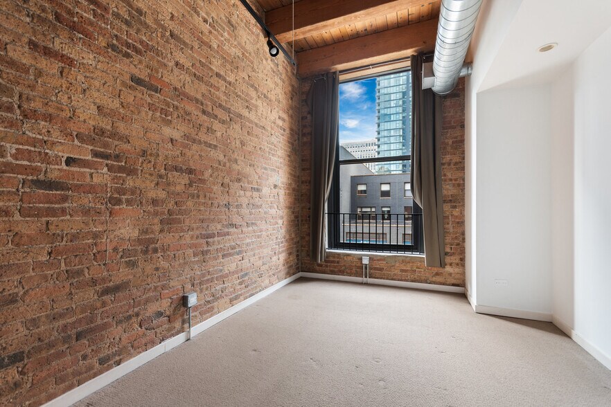 Building Photo - 300 W Grand Ave